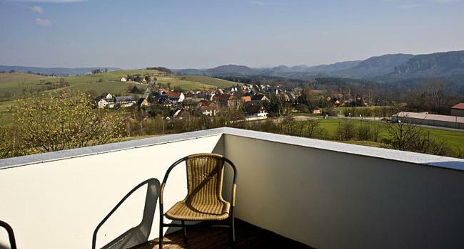 Panorama-Apartments Weinberghaus Mittelndorf Luaran gambar